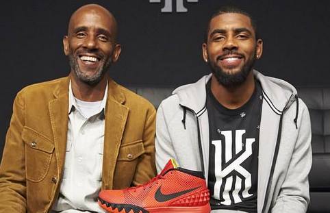 青岛西海岸总经理：郑智确实是球队新任主帅候选人之一（青岛西海岸总经理确认：郑智进入新任主帅候选行列）