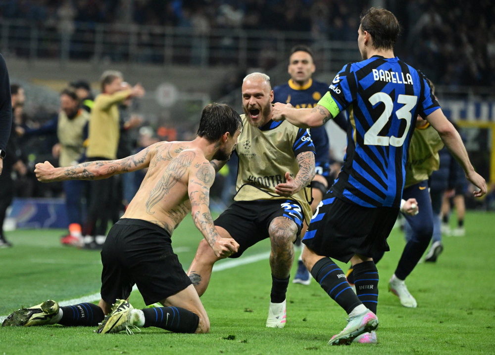 德甲替补戴帽，凯恩是继9分钟5球的莱万之后拜仁第二人（德甲赛场替补戴帽，凯恩成为莱万9分钟5球后拜仁第二人）